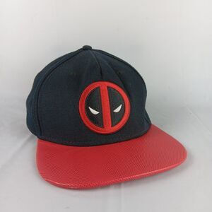 Dead Pool Marvel Comic Flat Brim Original Snap Back Baseball Cap Red Black
